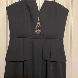 Beautiful BCBGMAXAZRIA black gown size 6. Worn once